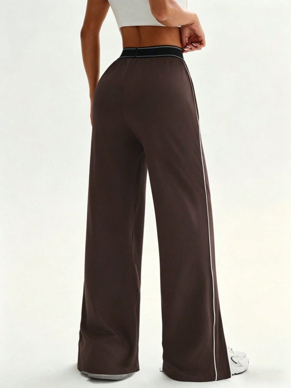 Rust Brown Loose Fit Straight Leg Women's Sweatpants with Pockets - Picture 2 of 4
